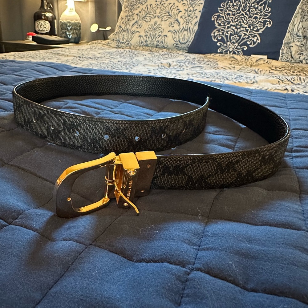 Michael Kors belt